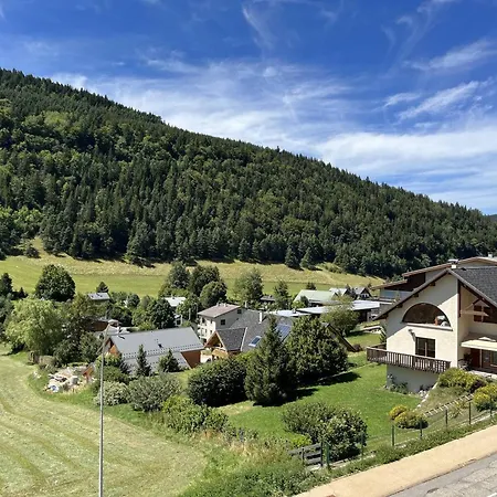 Confortable, Ideal Pour 4, Avec Balcon, Proche Pistes Et Centre Bourg ! - Fr-1-548-35